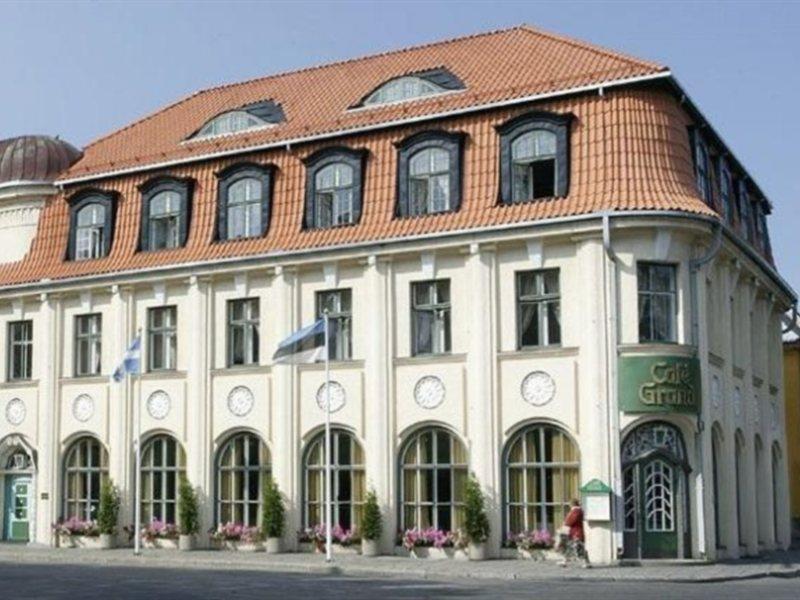 Hotel Victoria Пярну Екстер'єр фото