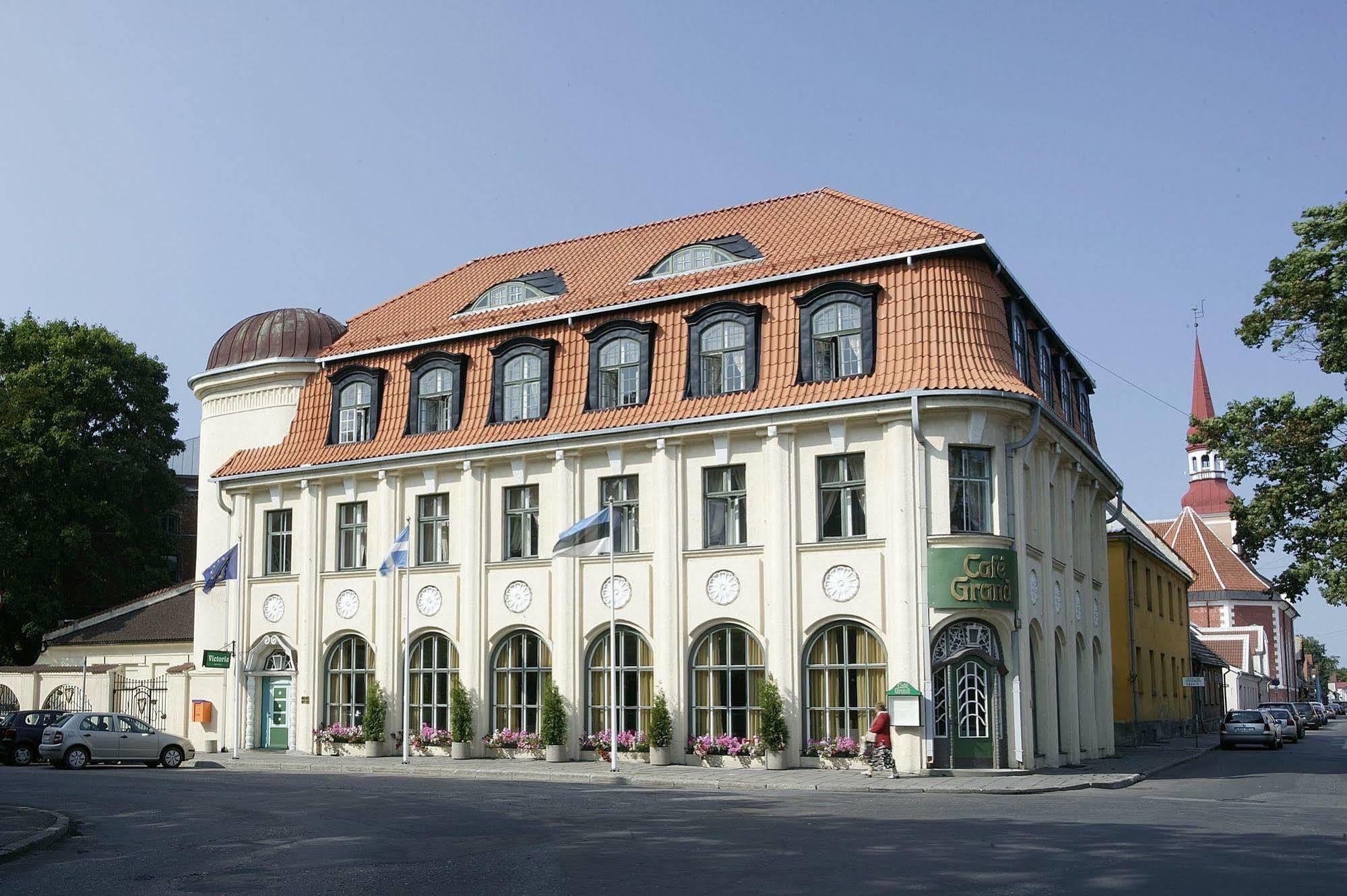 Hotel Victoria Пярну Екстер'єр фото